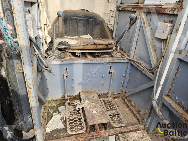 R 480 farming trailer