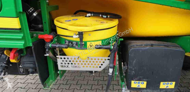 Reboque agrícola John Deere  R 975i