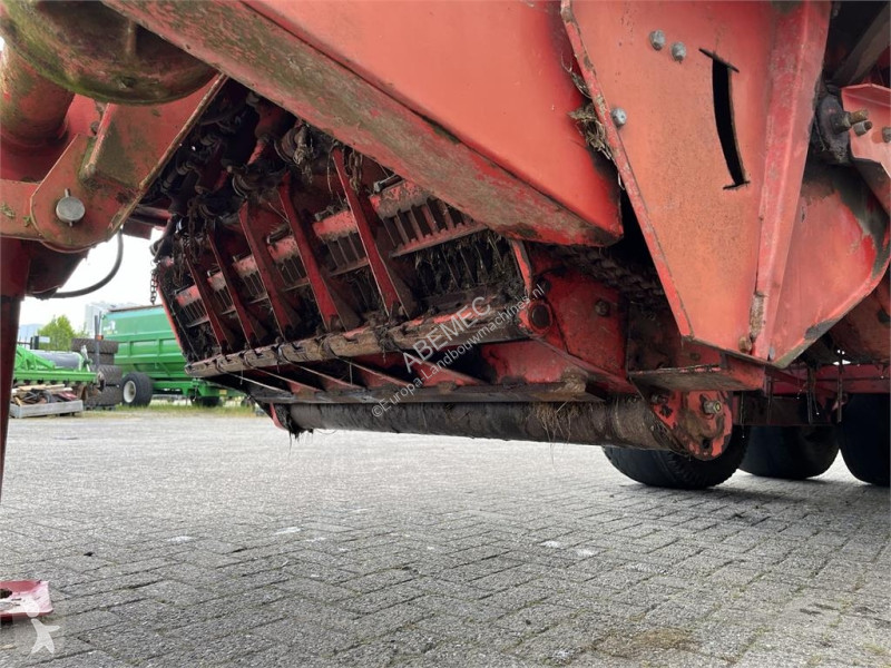 Kverneland TA465 opraapwagen farming trailer