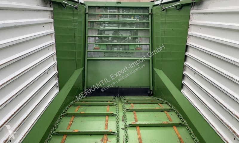 Remorcă agricolă Krone  TX 460
