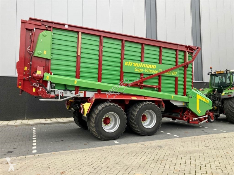 مقطورة زراعية Strautmann GIGA VITESSE 4002 DOCFS