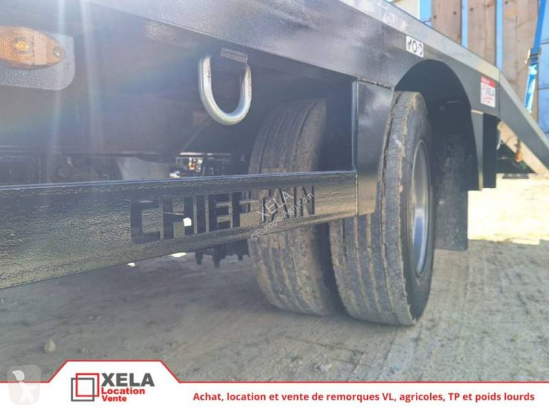 Porte engin agricole 3 essieux farming trailer