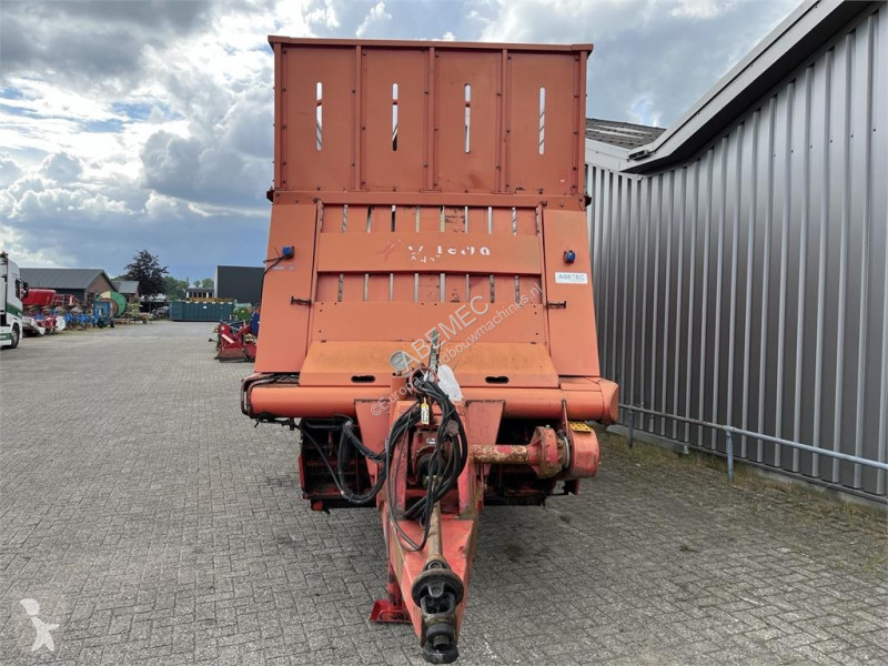 Kverneland TA465 opraapwagen farming trailer