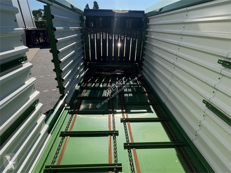Krone MX 330 GL farming trailer