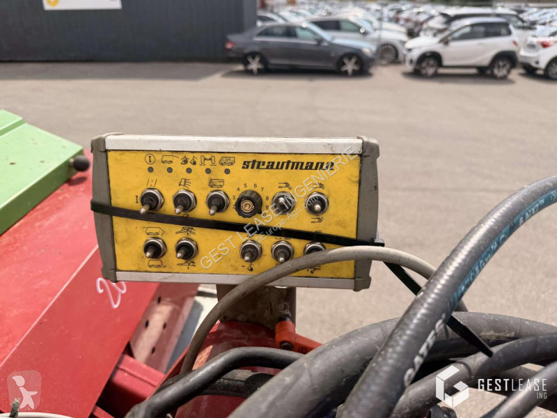 Strautmann  VITESSE E4701 farming trailer
