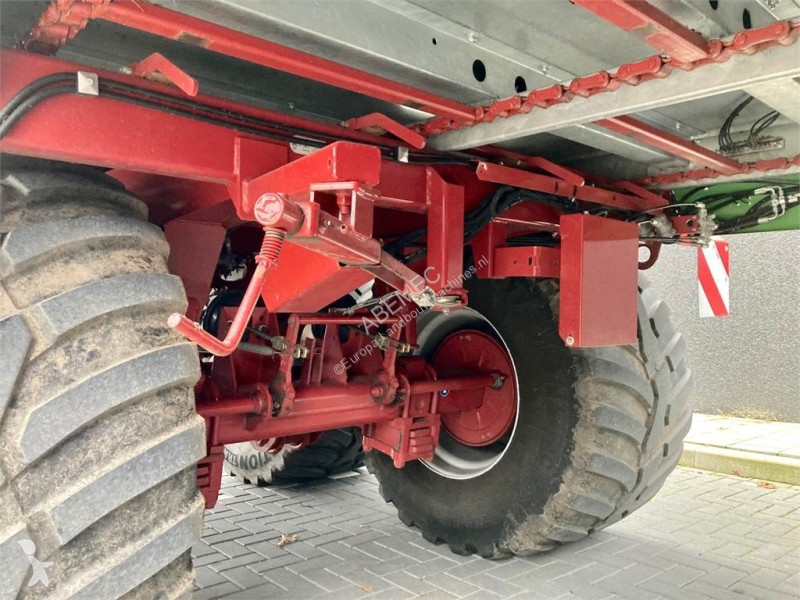 مقطورة زراعية Strautmann GIGA VITESSE 4002 DOCFS