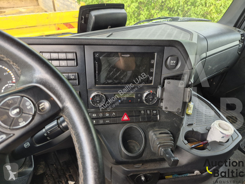 Przyczepa rolnicza Mercedes Arocs 1824 K