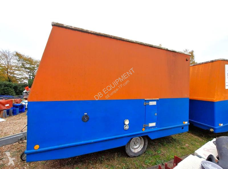 آلة لمواقع البناء BASE VIE CABANE DE CHANTIER