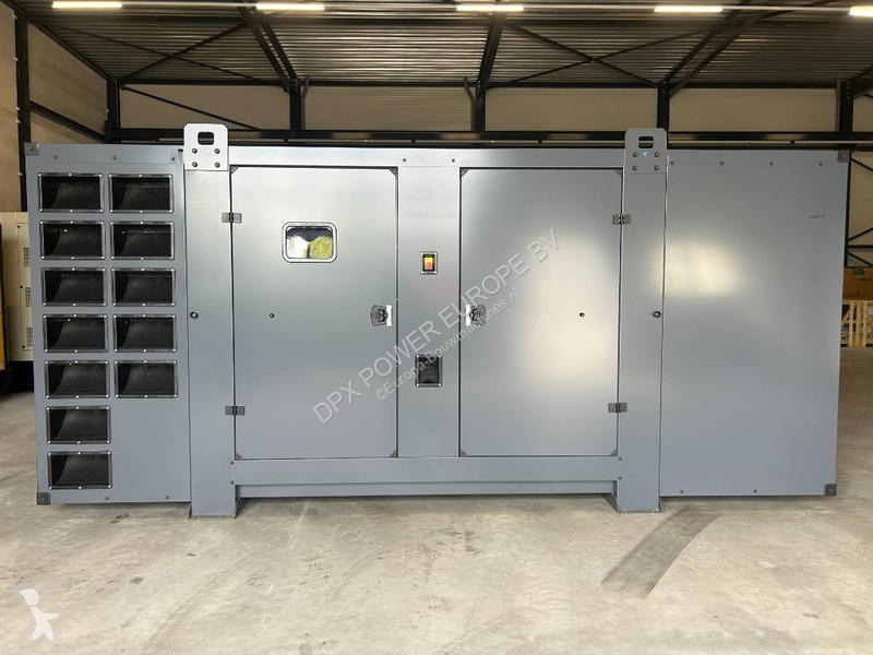 Materiaal voor de bouw Scania DC16 - 715 kVA...