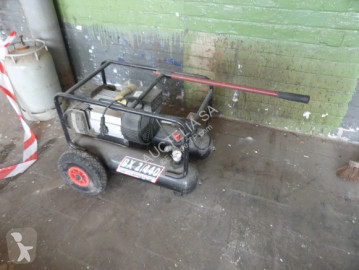 Compressor construction