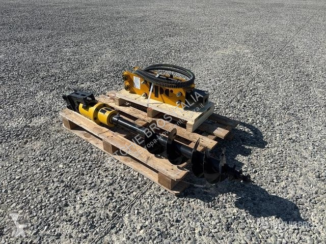 آلة لمواقع البناء Hyd Breaker and Auger (Unused)