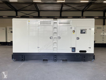 Entreprenørmaskiner Iveco CR9TE8 - 330 kVA Generator - DPX-19795