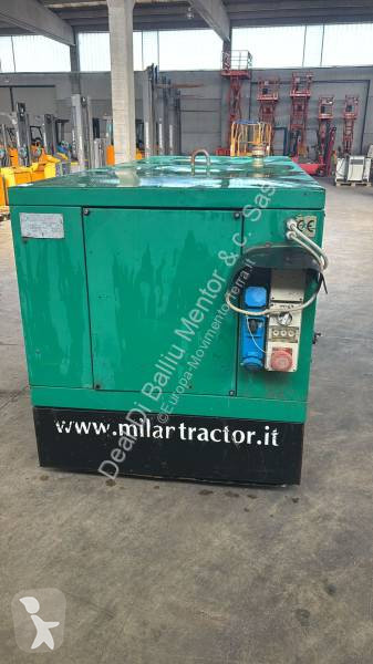 Entreprenørmaskiner motorgenerator Milantractor