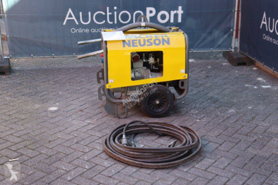 Neuson