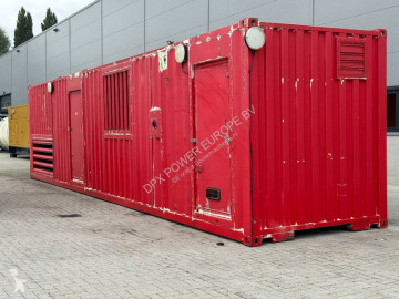 Caterpillar generator construction