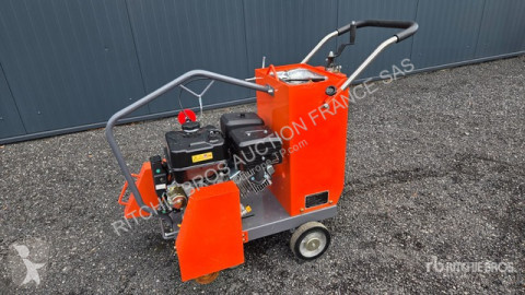 工具 无公告 新车