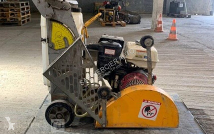 Husqvarna floor saw construction
