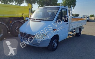 Stavební vybavení další vybavení Mercedes