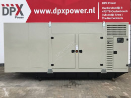 Generator construction 6M33G715 - 712 kVA Generator - DPX-19571