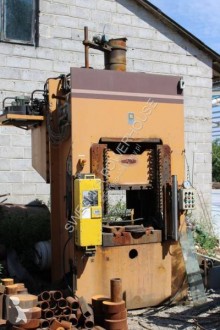 Entreprenørmaskiner Hydraulic Press 250 ton high-speed gauntry, columnar andet materiel brugt