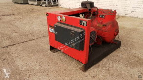 Bauer compressor construction