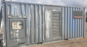 Material de obra Cummins CU825 gerador usado