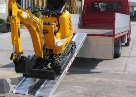 Vägbyggmaterial RAMPES DE CHARGEMENT