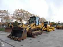 bulldozer sur chenilles Caterpillar