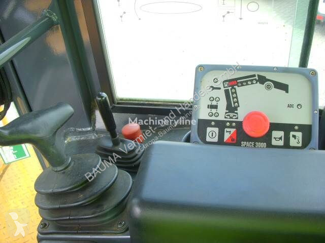 Material de obra Liebherr SR 714 LGP 6x MIETE /...