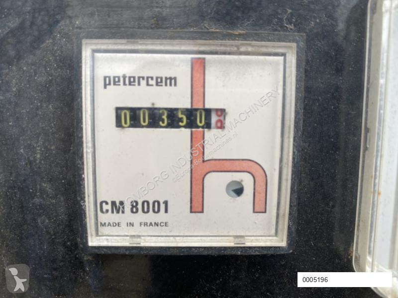 آلة لمواقع البناء Renault Leroy Somer 180 kVA...