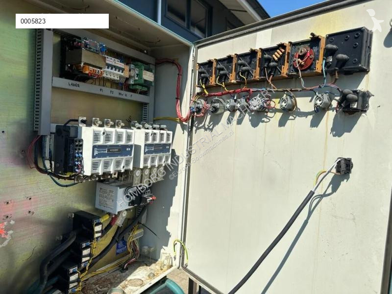 آلة لمواقع البناء Volvo TD 120 AG 220 kVA...