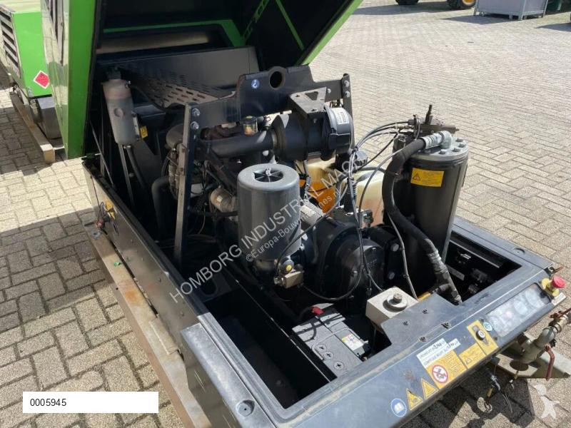 Materiaal voor de bouw Kaeser M43 Kubota 4,2 m3...