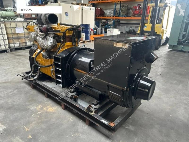 Materiaal voor de bouw John Deere 6090 HFG 84...