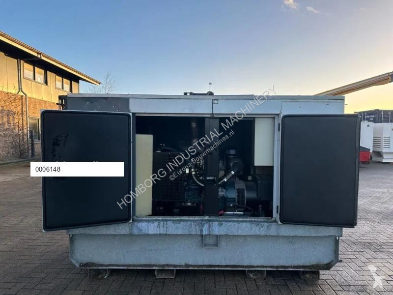 آلة لمواقع البناء Europower EPUS44TDE Kubota...