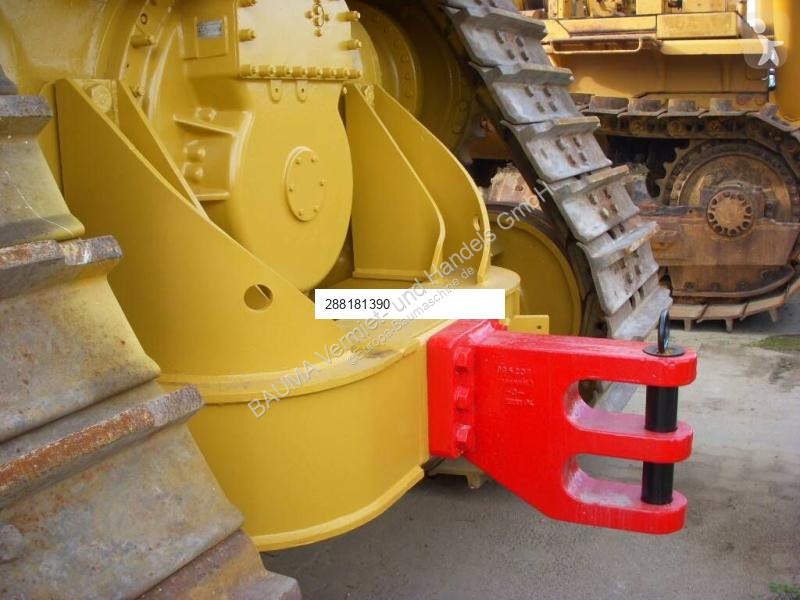 Material de obra Caterpillar 589 105 t Hubkraft...