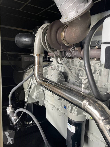 Stavebný stroj Perkins 2506C-E15TAG1 - 500 kVA...