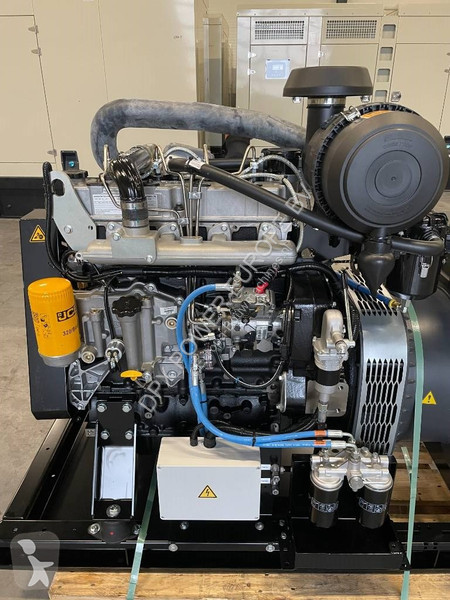 Stavebný stroj JCB 448TGWA-72 - 80kVA marine...