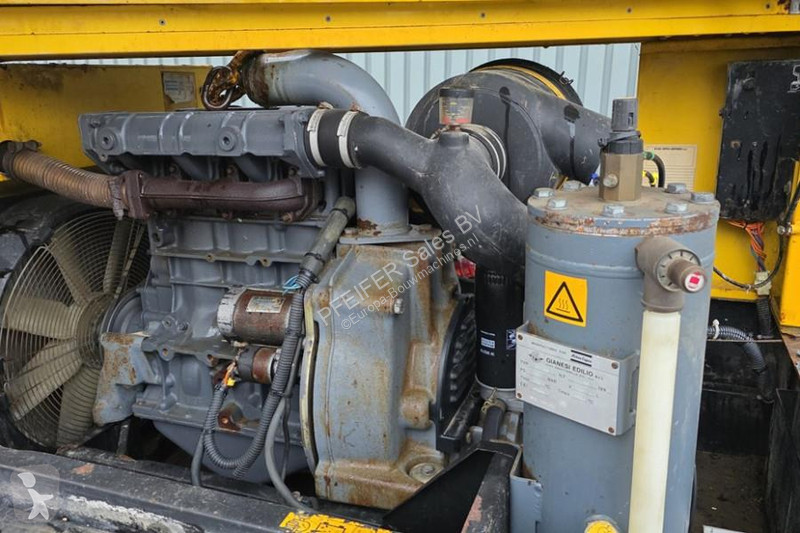 Stavebný stroj Atlas Copco XAS66 As-Is, Diesel,...