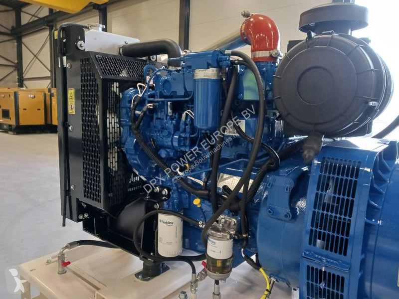Stavebný stroj FG Wilson P110-3 - 110 kVA Open...