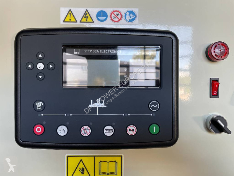 Stavebný stroj Cummins KTAA19-G6A - 700 kVA...