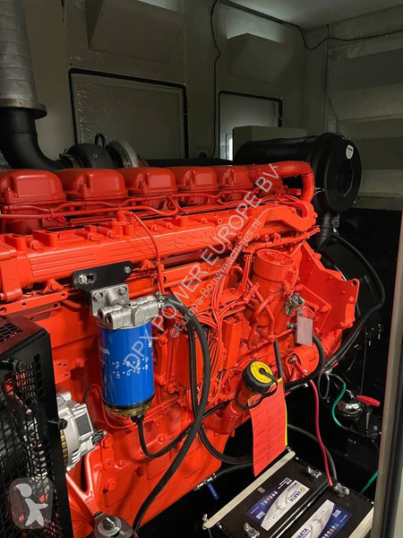 Stavebný stroj Scania DC13 072A - 550 kVA...