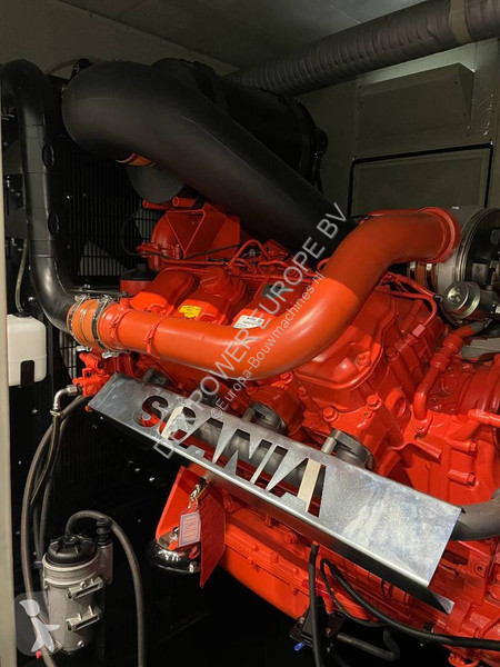 Stavebný stroj Scania DC16 078A - 825 kVA...