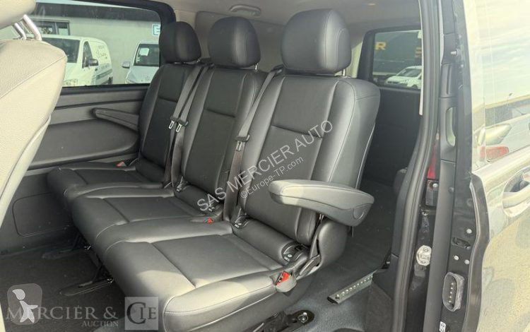 Stavebný stroj Mercedes