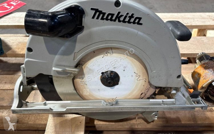 Будівельне обладнання Makita scie circulaire