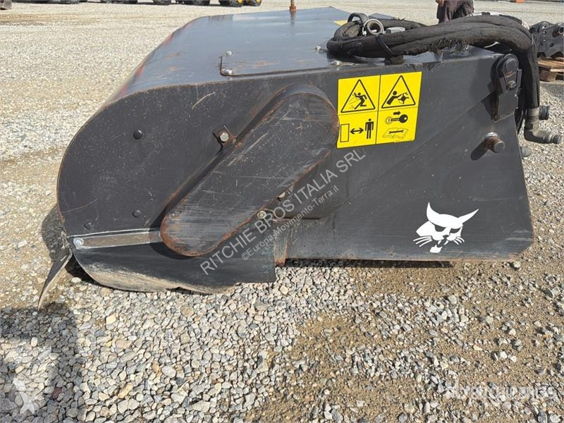 Будівельне обладнання Bobcat 185 SWB Skid Steer...