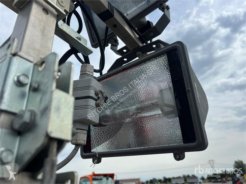 Строительное оборудование  Tower 4x400J Light...
