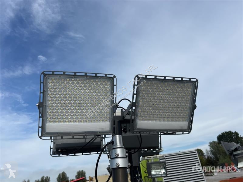Material de obra  LTD8900E Light Tower (Unused)
