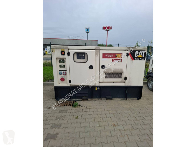 Vägbyggmaterial Caterpillar XQP100