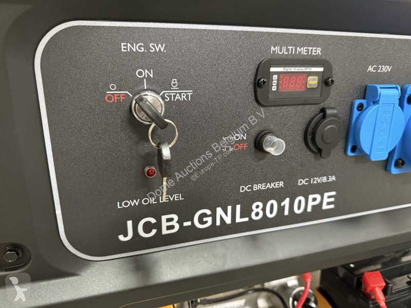Material de obra JCB 7500 Watt
