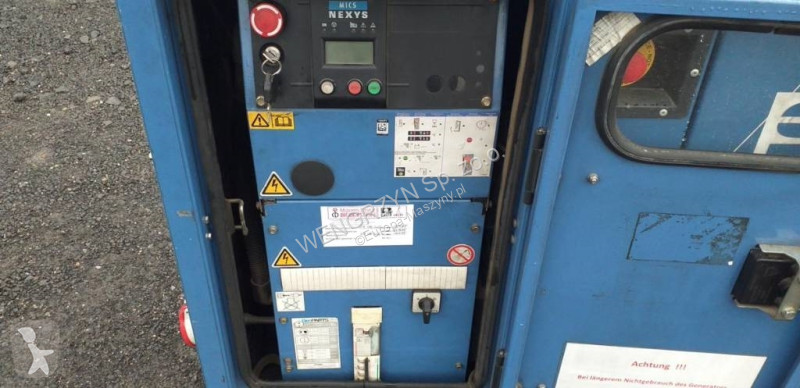Vägbyggmaterial  Agregat prądotwórczy SDMO T12K